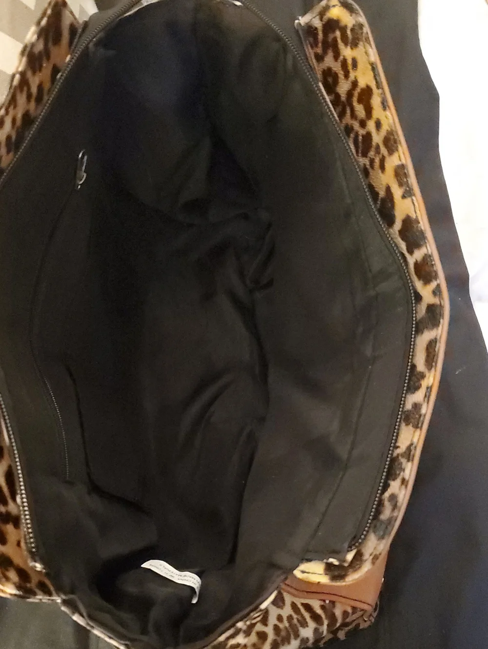 Women’s Tan Leopard Bow Satchel Handbag With Gold Stud Accents